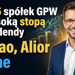 Top 5 spółek GPW z wysoką stopą dywidendy: Pekao, Alior i inne. Uśmiechnięty mężczyzna w garniturze pokazuje kciuk w górę.