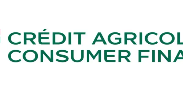 Logo Crédit Agricole Consumer Finance. Szukasz bezpiecznych lokaty? Sprawdź ofertę Crédit Agricole.