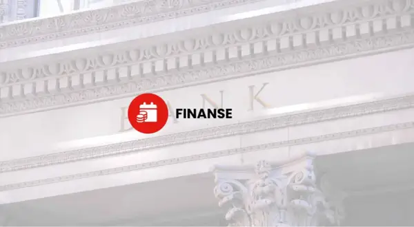 Symbol finansów i inwestycji, ikona kalendarza z monetami, obok napisu "FINANSE" na tle fasady banku. Papiery wartościowe w zasięgu ręki.