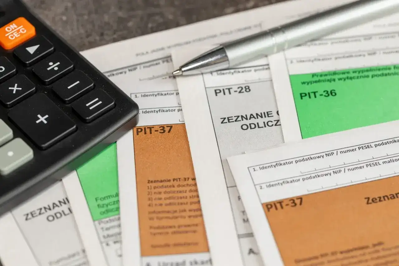 PIT-28 bez błędów - jak rozliczyć ryczałt i uniknąć korekty